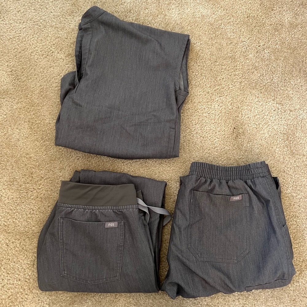 FIGS Scrubs - 3 PIECE SET